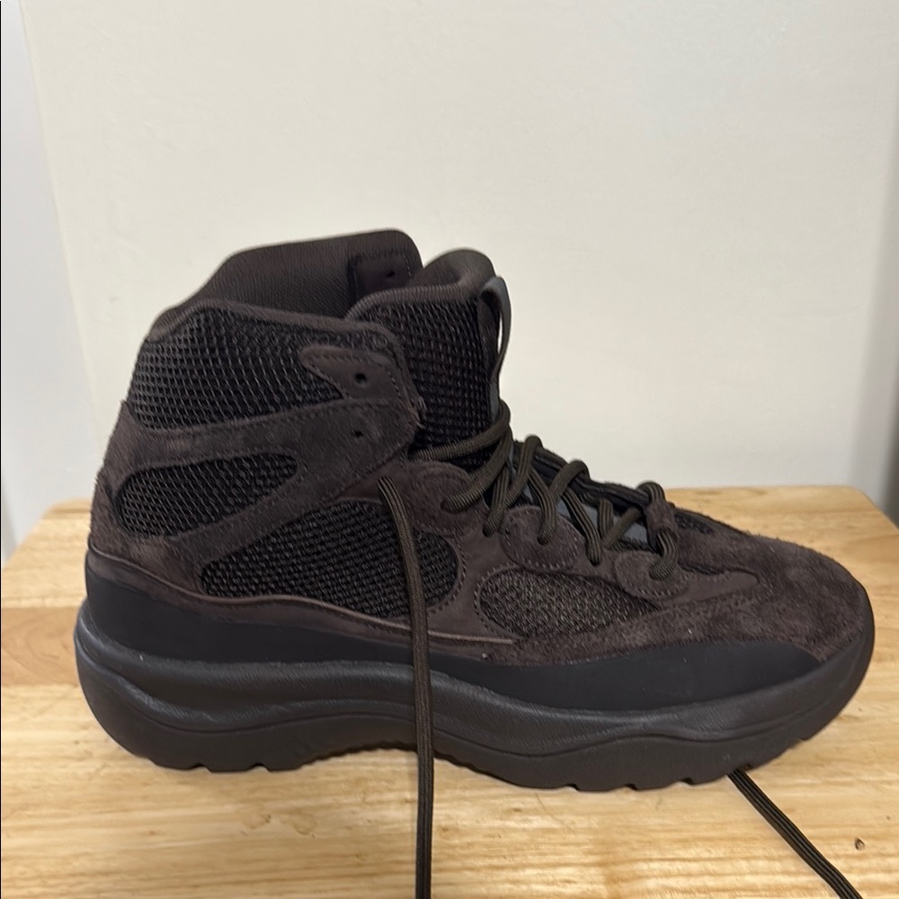 Adidas Yeezy Desert Boots (Oil)